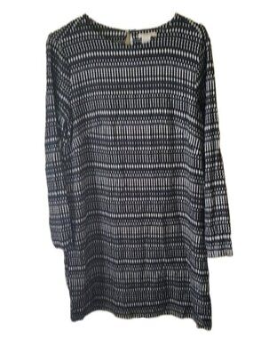 H&M Black & White Patterned Long Sleeve Dress